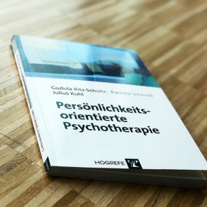Persönlichkeitsorientierte Psychotherapie Cover